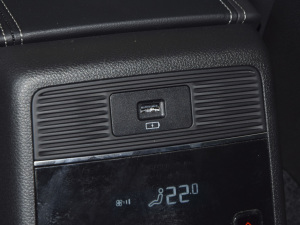 2021390T (q)Lm(x) п؅^(q)