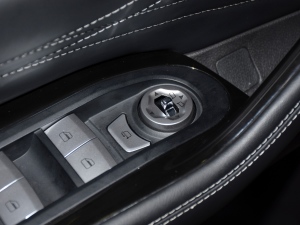 2021400T (q)Pro 7 п؅^(q)