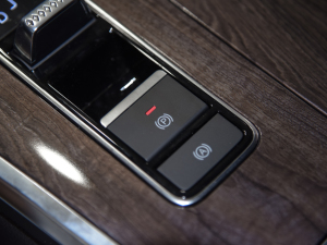 2021400T ҫPro 7 v܇Ƅ