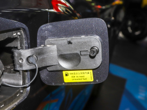 2021400T (q) (x)(ji)^