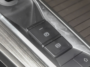 2021400T (q) п؅^(q)