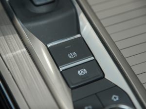 2021400T (q)PRO v܇Ƅ