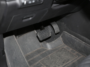 2020L(fng)˰ 1.5T CVT п؅^(q)