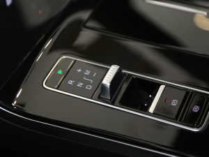 2021ِ 1.6T DCT QU