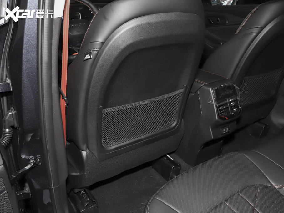 2022; S 400T (q)PRO