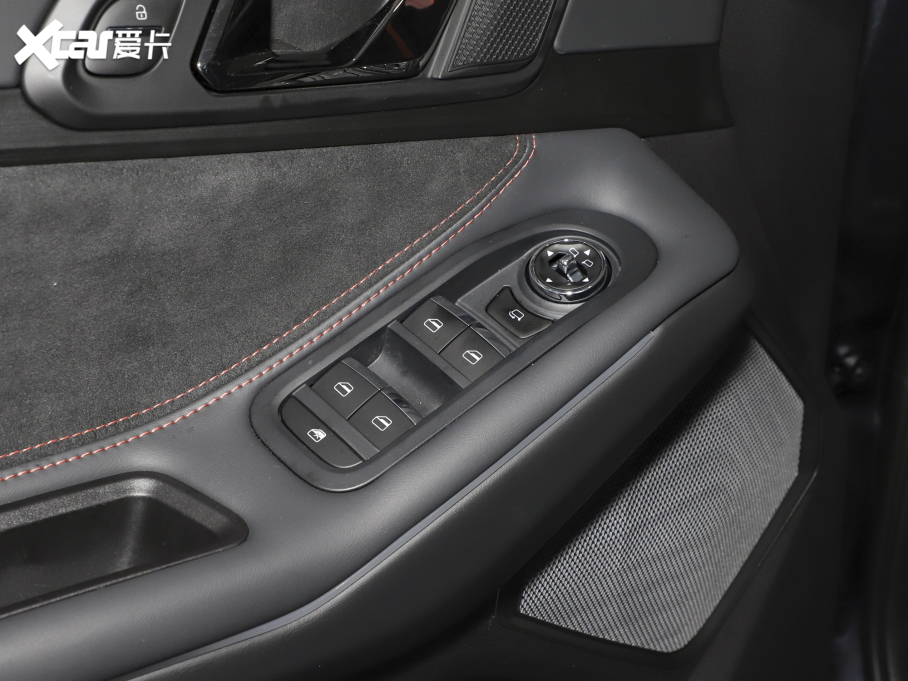 2022; S 400T (q)PRO