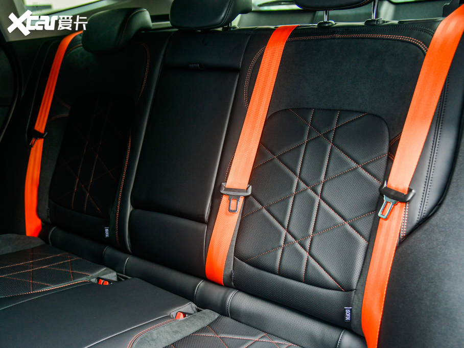 2022; S 400T (q)PRO