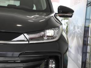 2022S 400T (q)PRO (x)(ji)^