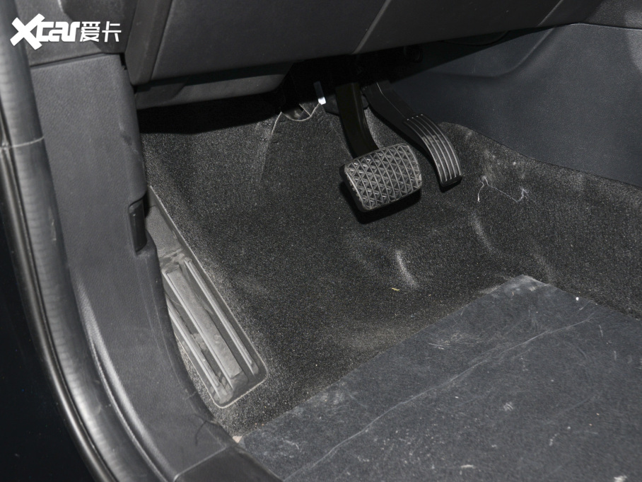 2022; ̽ 400T (q) 5