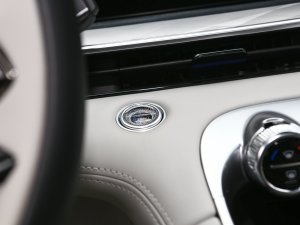 2023400T (q) п؅^(q)