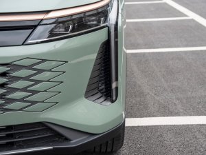 2023400T (q)(yu) (x)(ji)^