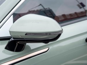 2023400T (q)(yu) (x)(ji)^