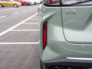 2023400T (q)(yu) (x)(ji)^