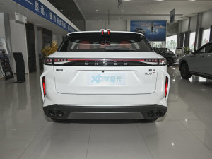 2023款400T 两驱优享版 正后	