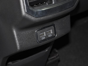 2023400T (q) п؅^(q)