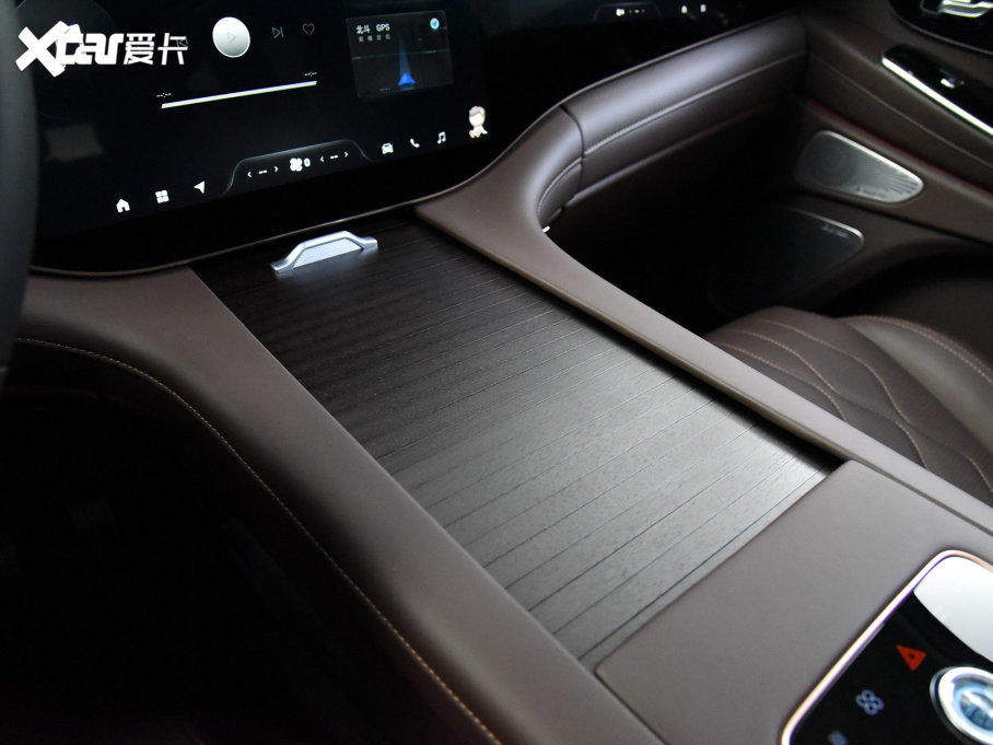 2023; 400T (q) 7