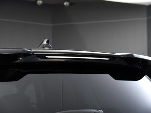 2023400T (q) 7 (x)(ji)^