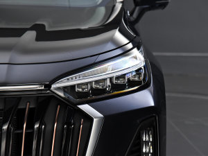 2023400T (q) 7 (x)(ji)^