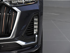 2023400T (q) 7 (x)(ji)^