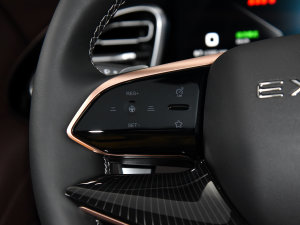 2023400T  7 п؅^