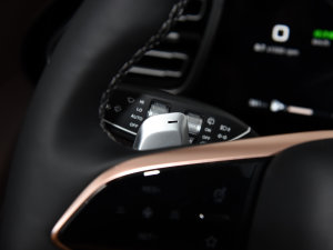 2023400T  7 п؅^