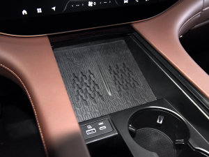 2023400T  7 п؅^