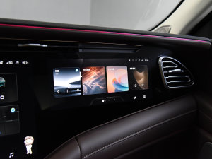 2023400T  7 п؅^