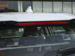 2023��1.5TCI-DHT 80KM���L�а� �������^