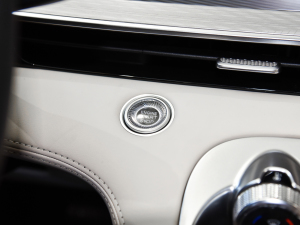 2024300T (q)ҫ п؅^(q)