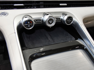 2024300T (q)ҫ п؅^(q)