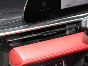 2024400T (q)Ӣ п؅^(q)