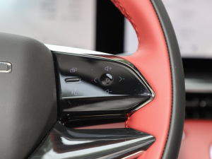 2024400T 򌾫Ӣ п؅^