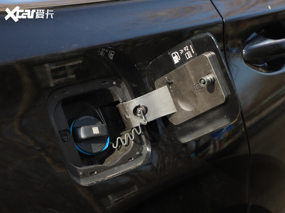 2025;C-DM 180 LmUltra 7