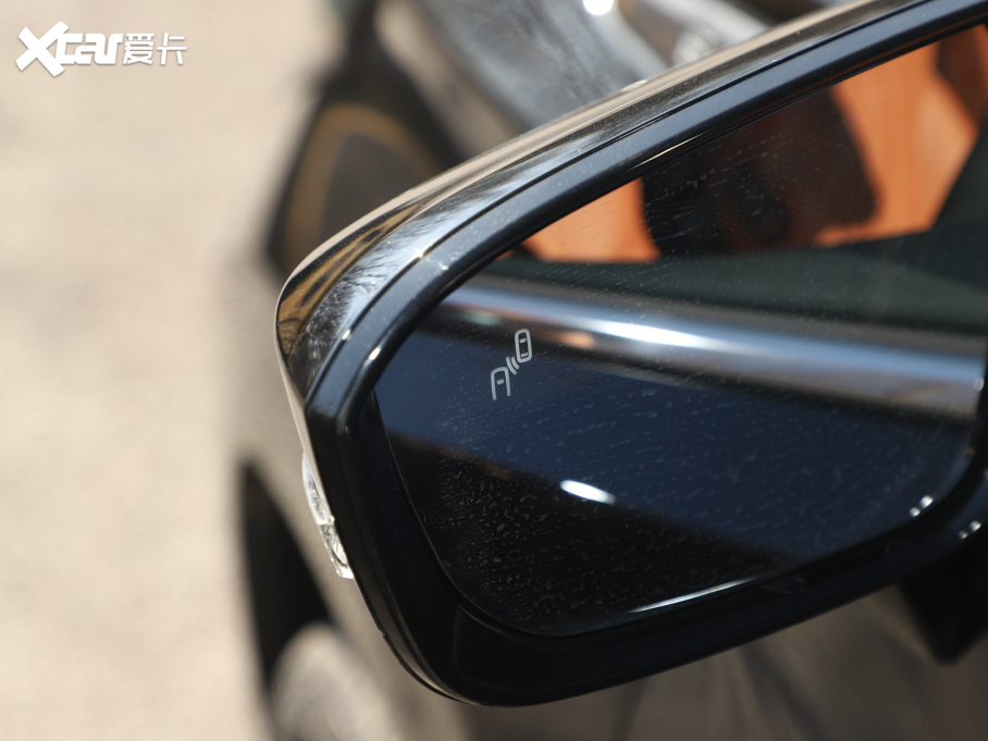 2025;C-DM 180 LmUltra 7