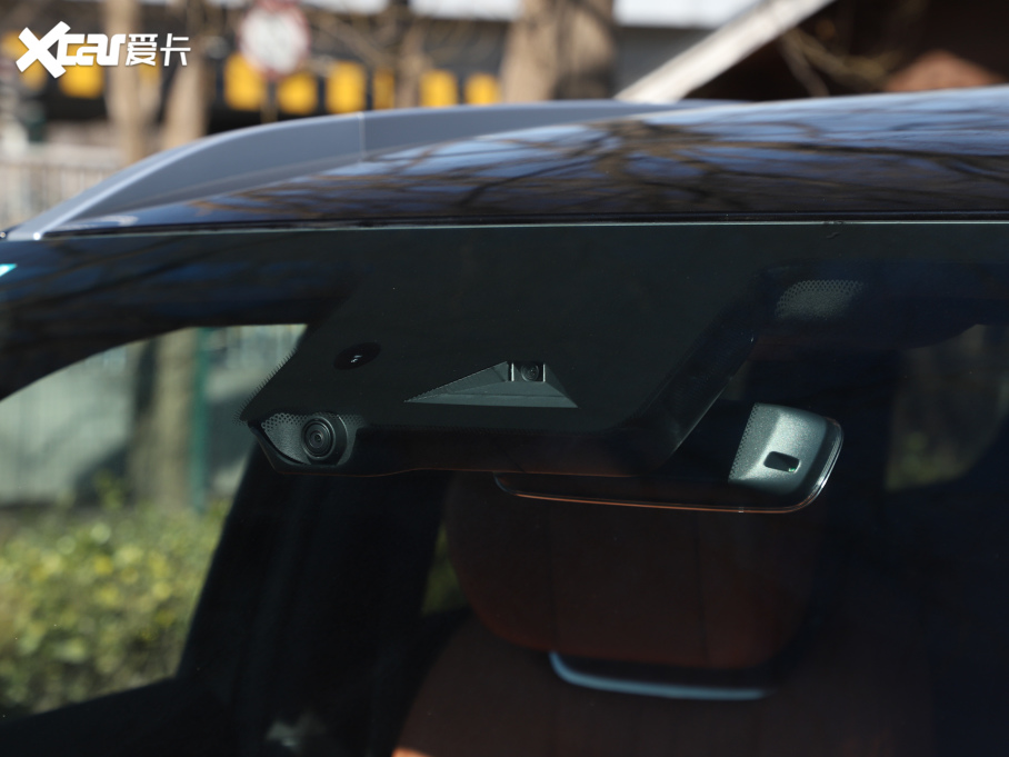 2025;C-DM 180 LmUltra 7