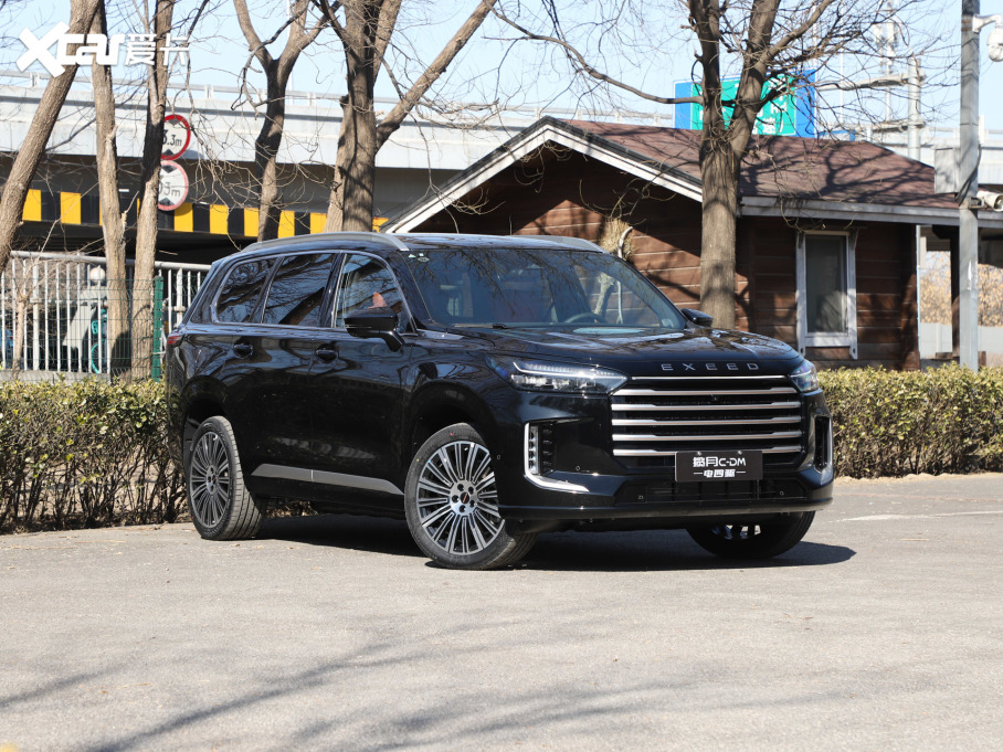 2025;C-DM 180 LmUltra 7