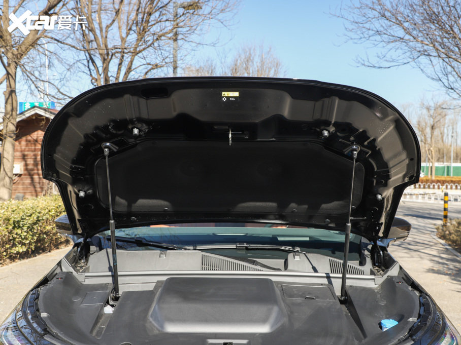 2025;C-DM 180 LmUltra 7