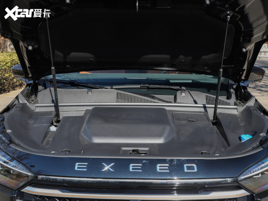 2025;C-DM 180 LmUltra 7