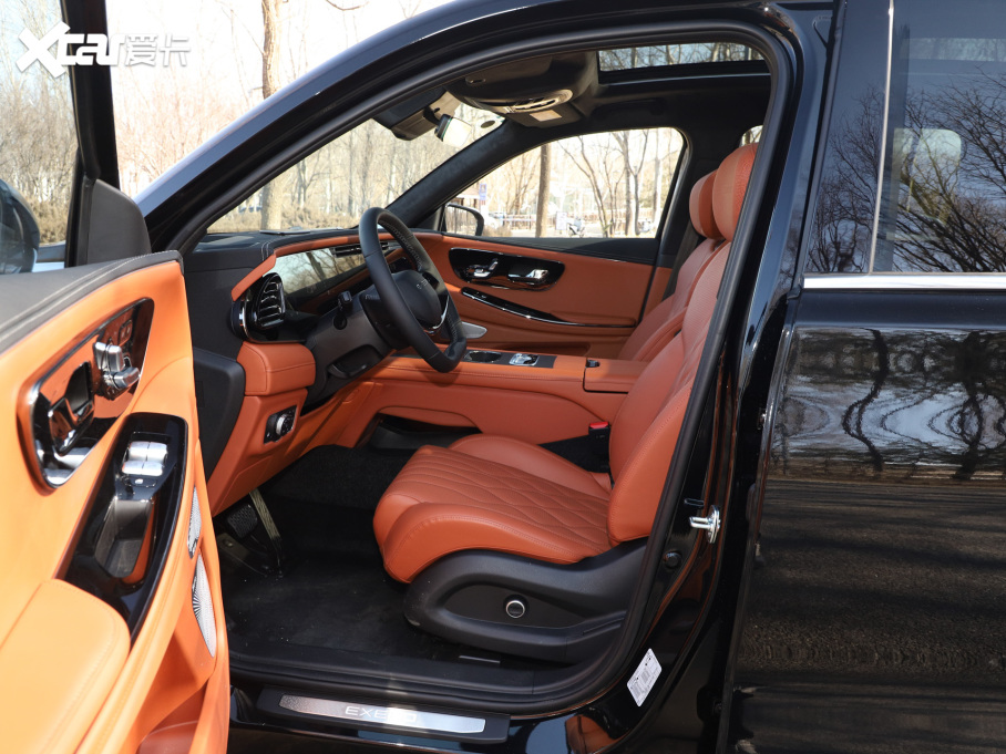 2025;C-DM 180 LmUltra 7