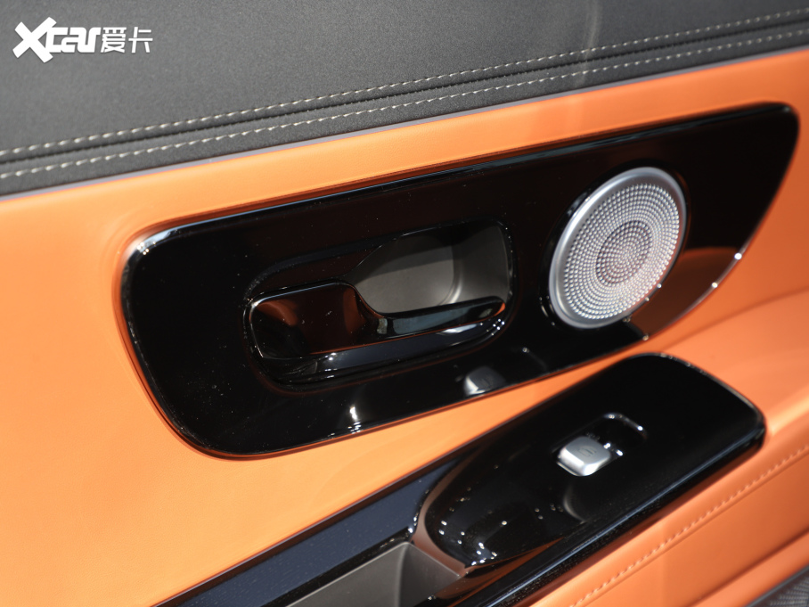 2025;C-DM 180 LmUltra 7