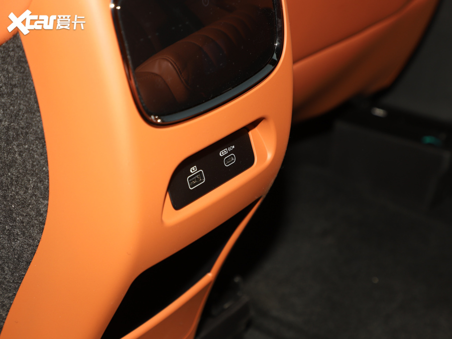 2025;C-DM 180 LmUltra 7