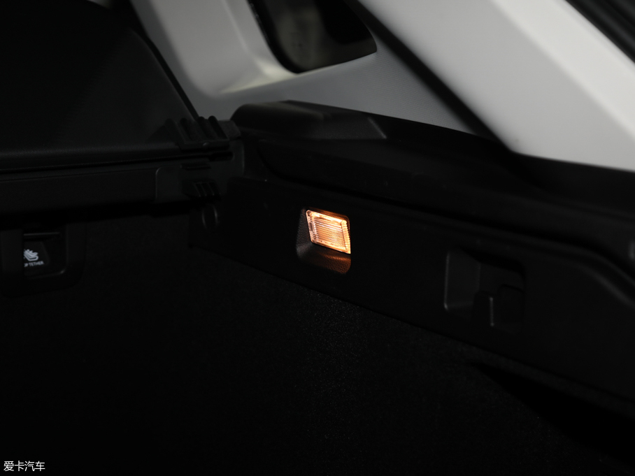 2019; TXL 1.6T (q)װ