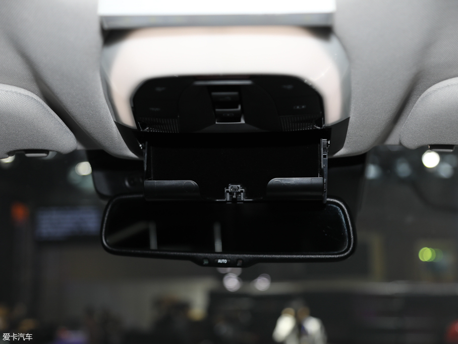 2019; TXL 1.6T (q)װ