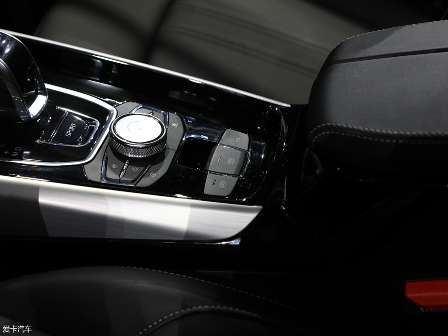 2019; TXL 1.6T (q)װ