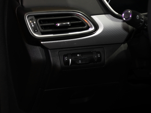 2019TXL 1.6T Ş п؅^