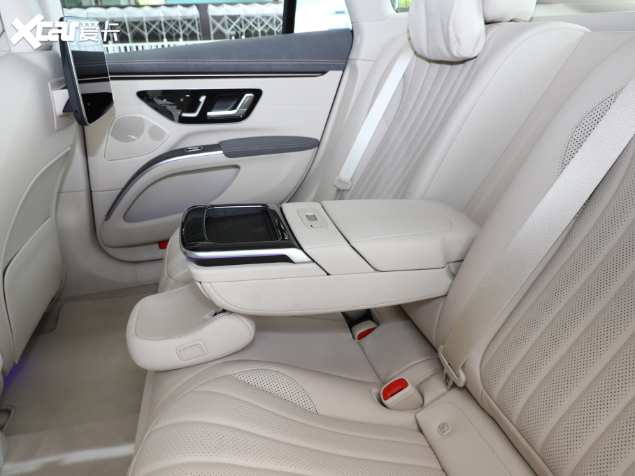 2022YEQS 580 4MATIC