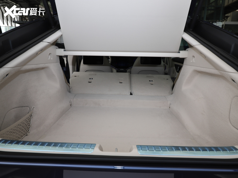 2022YEQS 580 4MATIC