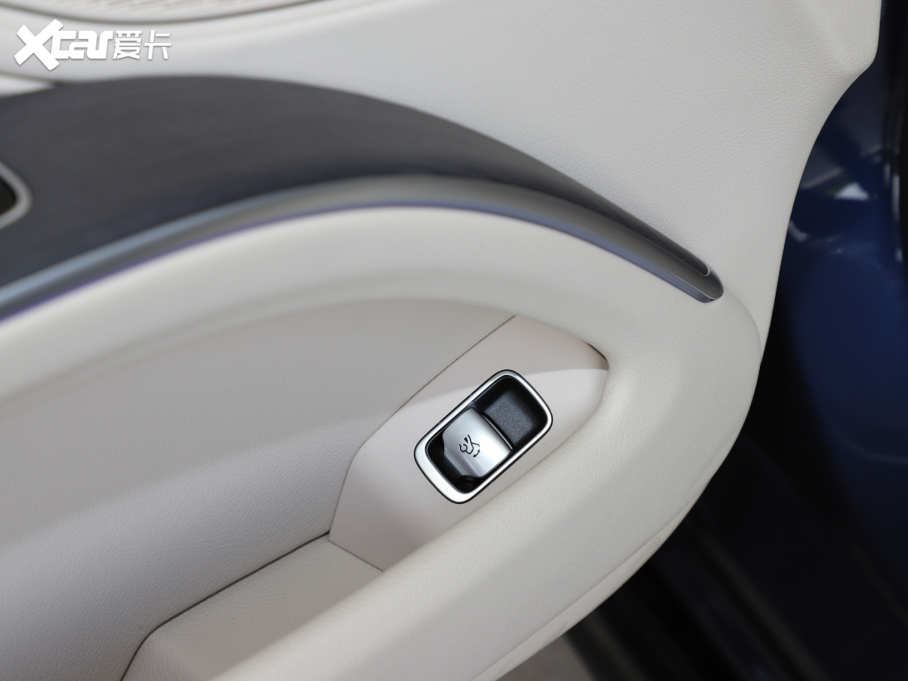 2022YEQS 580 4MATIC