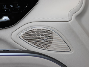 2022580 4MATIC п؅^