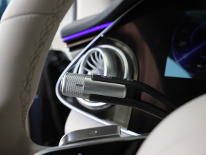 2022580 4MATIC п؅^